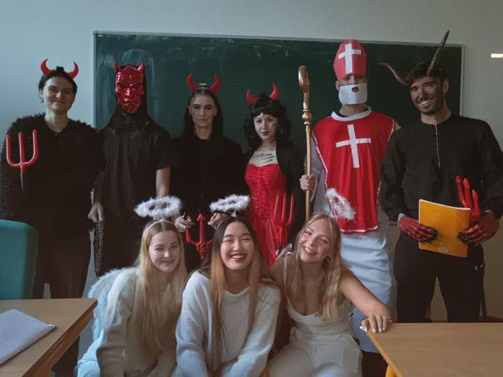 MIKULÁŠSKÁ NADÍLKA NA GYMNÁZIU